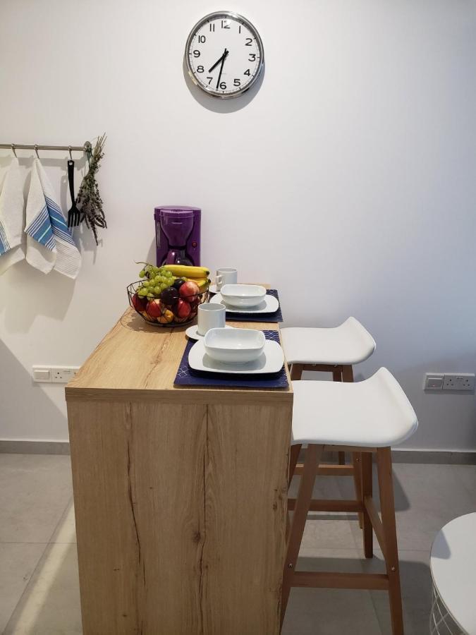 Modern & Cozy Studio W/ Backyard Near City Center Λεμεσός Εξωτερικό φωτογραφία